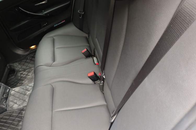 Used BMW 3 Series 2019 320Li Fashion Model Interior 4