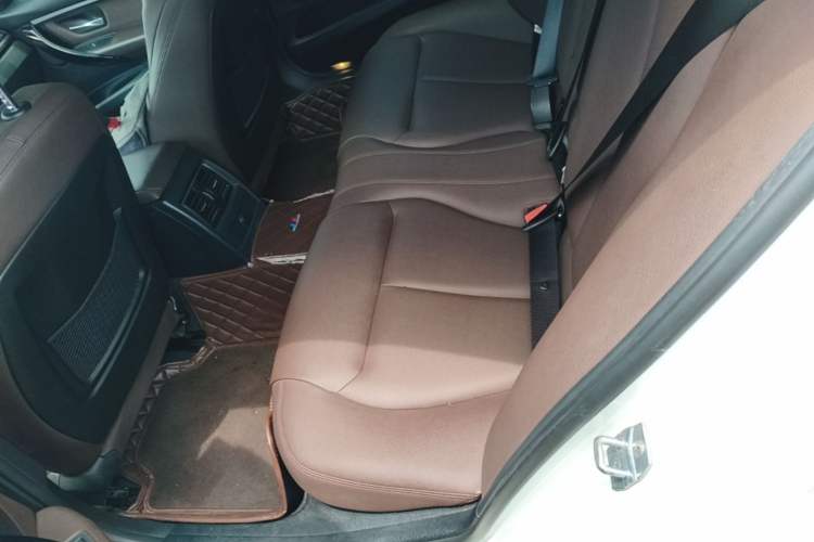 Used BMW 3 Series 2019 320Li Fashion Model Interior 4