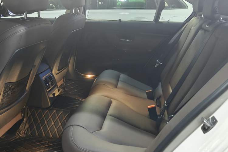 Used BMW 3 Series 2019 320Li M Sport Package Interior 4