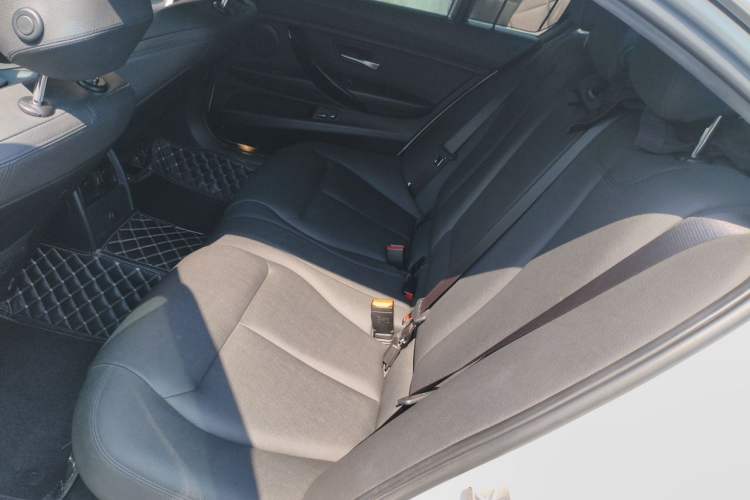 Used BMW 3 Series 2019 320Li Fashion Model Interior 4