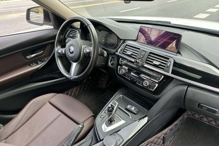 Used BMW 3 Series 2019 320Li M Sport Package Interior 5