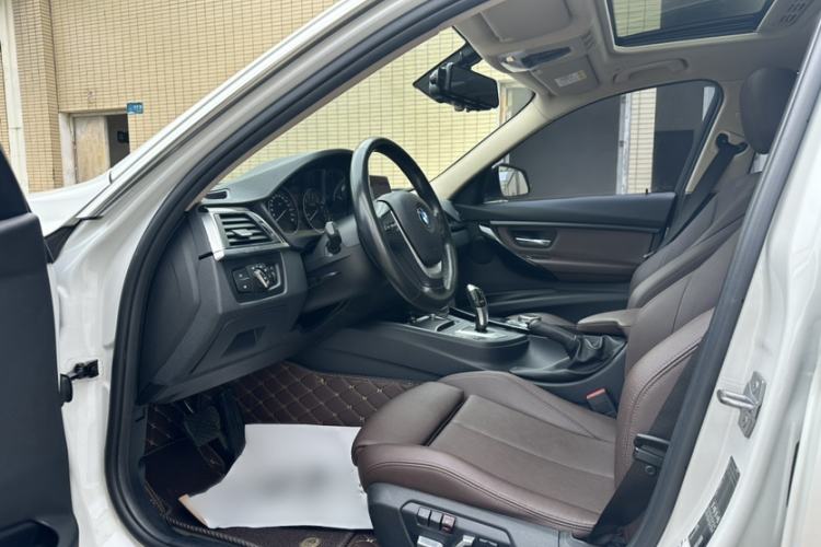 Used BMW 3 Series 2019 320Li Fashion Model Interior 5