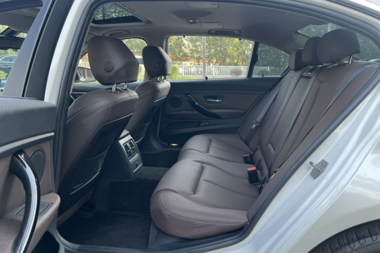 Used BMW 3 Series 2019 320Li Fashion Model Interior 5