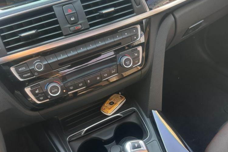 Used BMW 3 Series 2019 320Li xDrive Fashion Model Interior 5