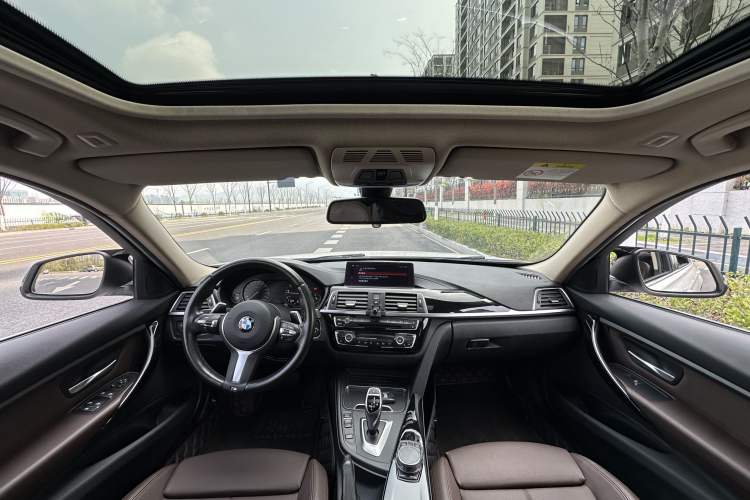 Used BMW 3 Series 2019 320Li M Sport Package Interior 6