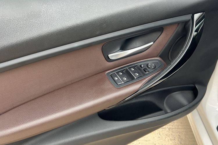 Used BMW 3 Series 2019 320Li Fashion Model Interior 6