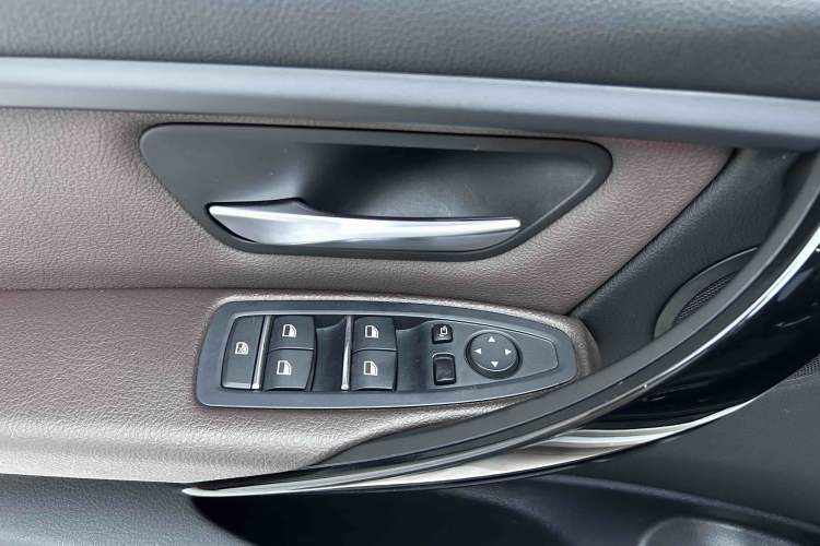 Used BMW 3 Series 2019 320Li Fashion Model Interior 7