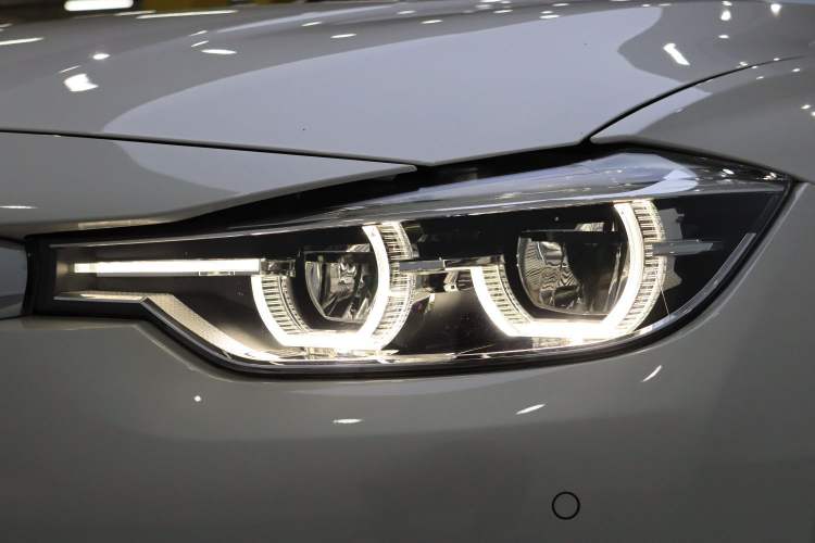 Used BMW 3 Series 2019 320Li Fashion Model Left Front Headlight