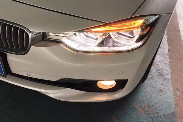 Used BMW 3 Series 2019 320Li Fashion Model Left Front Headlight