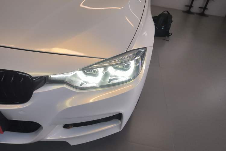 Used BMW 3 Series 2019 320i M Sport Night Edition Left Front Headlight