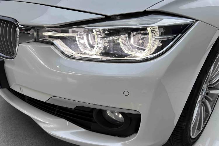 Used BMW 3 Series 2019 320Li Fashion Model Left Front Headlight