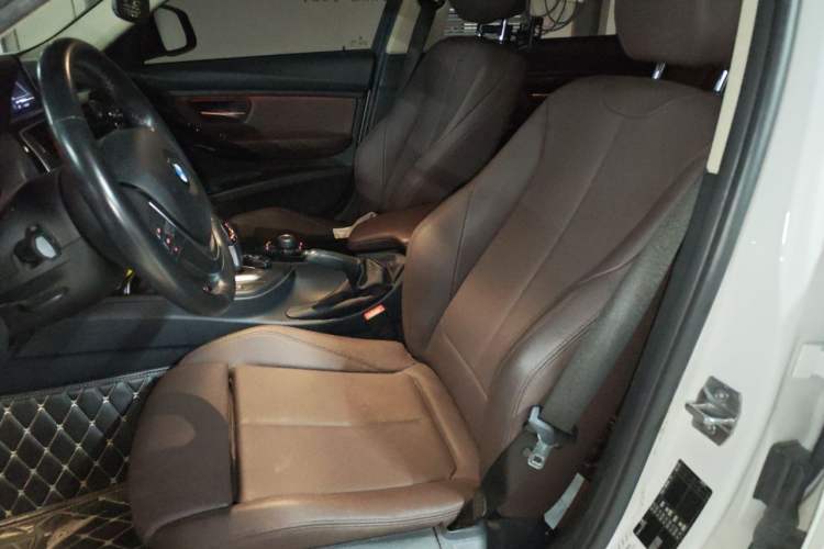 Used BMW 3 Series 2019 320Li Fashion Model Left Front Seat