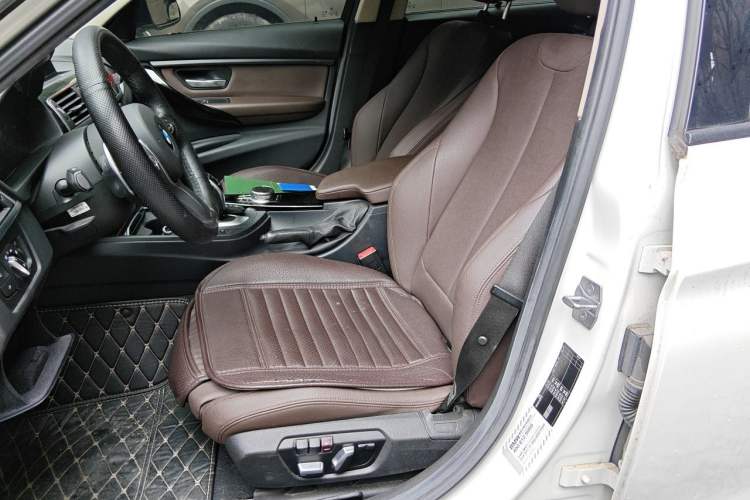 Used BMW 3 Series 2019 320Li M Sport Package Left Front Seat