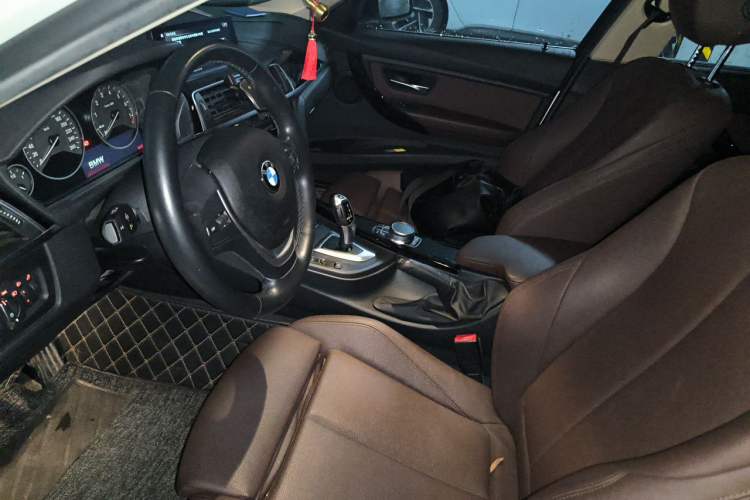 Used BMW 3 Series 2019 320Li Fashion Model Left Front Seat