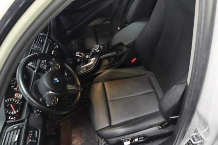 Used BMW 3 Series 2019 320Li M Sport Package Left Front Seat