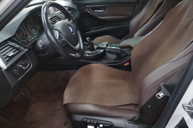 Used BMW 3 Series 2019 320Li Fashion Model Left Front Seat