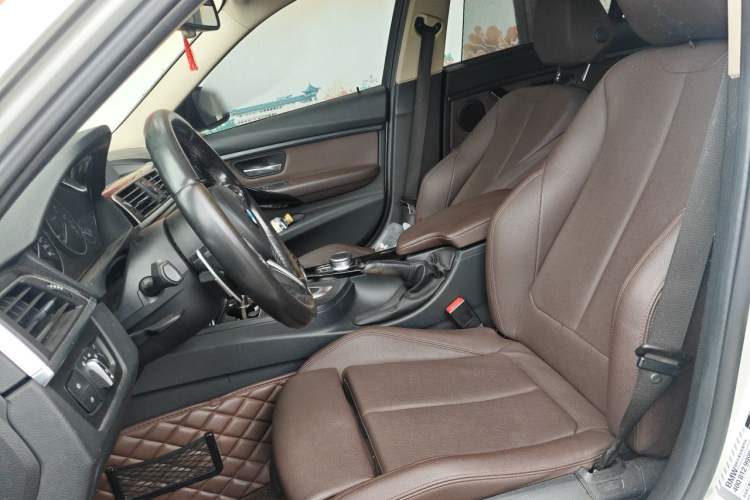 Used BMW 3 Series 2019 320Li Fashion Model Left Front Seat