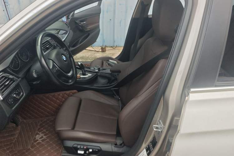 Used BMW 3 Series 2019 320Li Fashion Model Left Front Seat