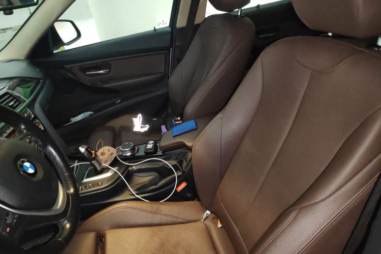 Used BMW 3 Series 2019 320Li Fashion Model Left Front Seat