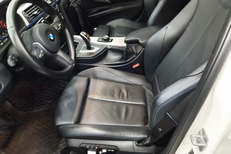 Used BMW 3 Series 2019 320i M Sport Package Left Front Seat