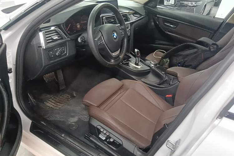 Used BMW 3 Series 2019 320Li Fashion Model Left Front Seat