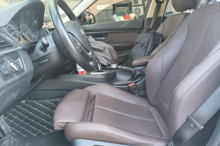 Used BMW 3 Series 2019 320Li Fashion Model Left Front Seat