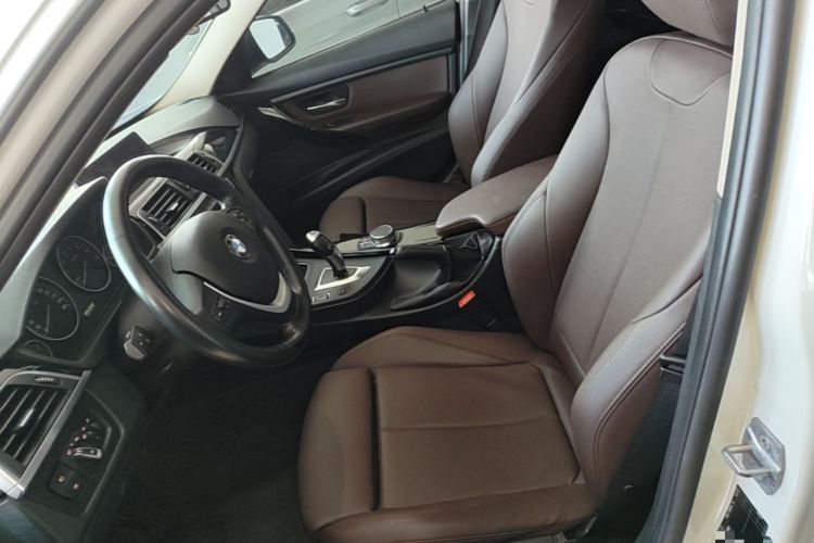 Used BMW 3 Series 2019 320Li Fashion Model Left Front Seat