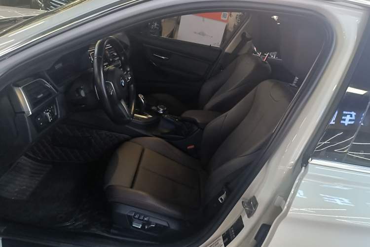 Used BMW 3 Series 2019 320Li M Sport Package Left Front Seat