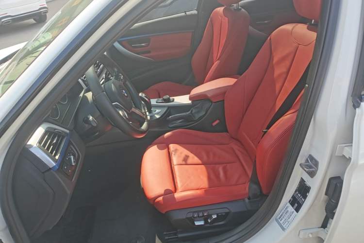 Used BMW 3 Series 2019 320i M Sport Package Left Front Seat