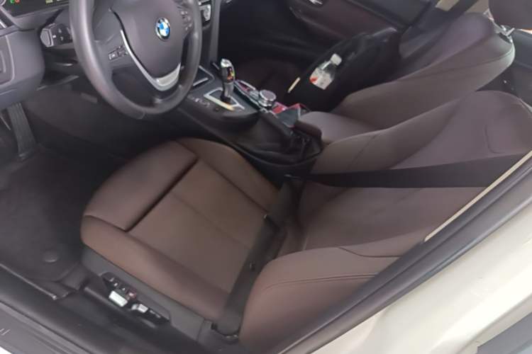 Used BMW 3 Series 2019 320Li Fashion Model Left Front Seat