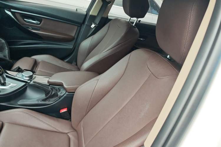 Used BMW 3 Series 2019 320Li Fashion Model Left Front Seat