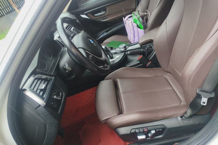 Used BMW 3 Series 2019 320Li Fashion Model Left Front Seat