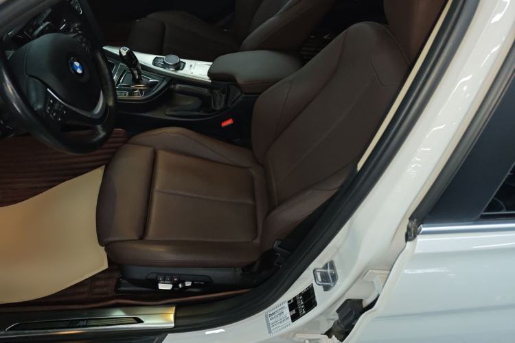 Used BMW 3 Series 2019 320Li Fashion Model Left Front Seat