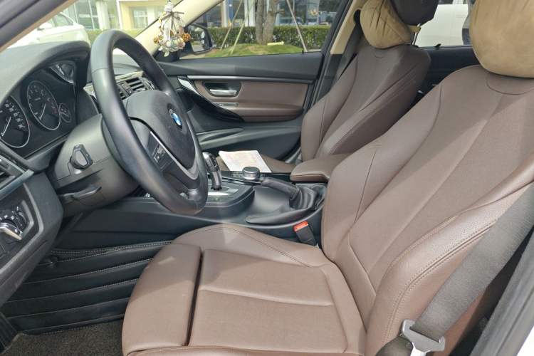 Used BMW 3 Series 2019 320Li Fashion Model Left Front Seat