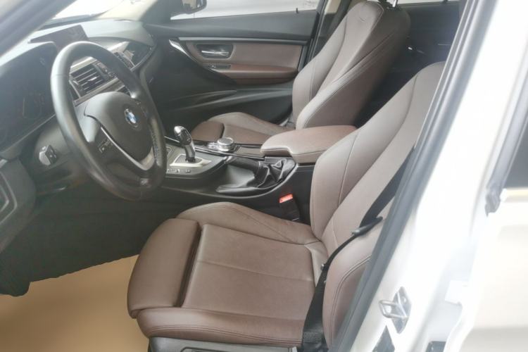 Used BMW 3 Series 2019 320Li Fashion Model Left Front Seat