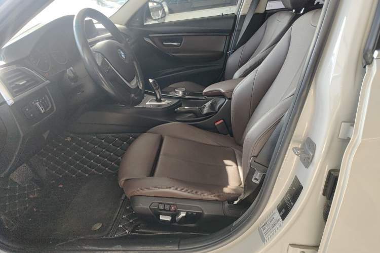 Used BMW 3 Series 2019 320Li Fashion Model Left Front Seat