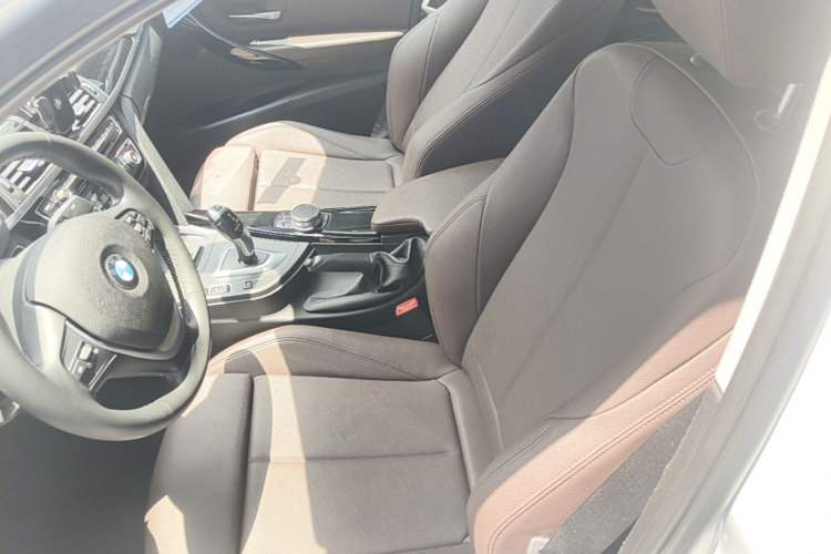 Used BMW 3 Series 2019 320Li Fashion Model Left Front Seat