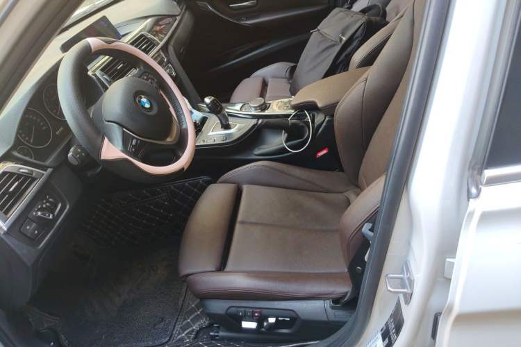 Used BMW 3 Series 2019 320Li Fashion Model Left Front Seat