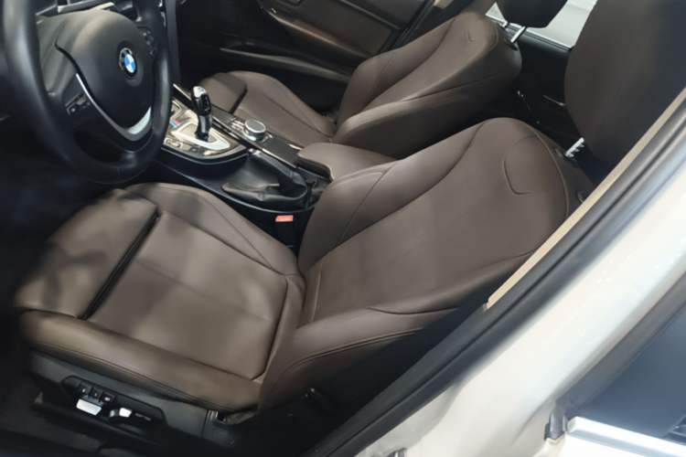 Used BMW 3 Series 2019 320Li Fashion Model Left Front Seat