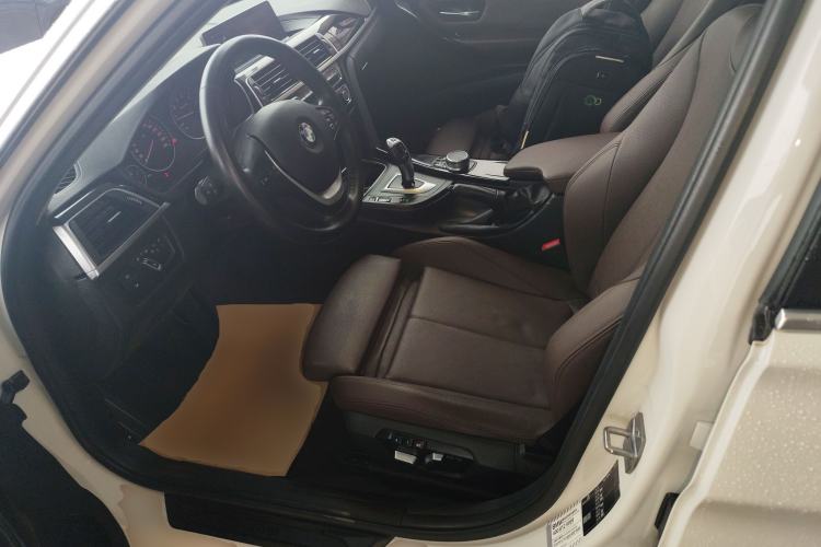 Used BMW 3 Series 2019 320Li Fashion Model Left Front Seat