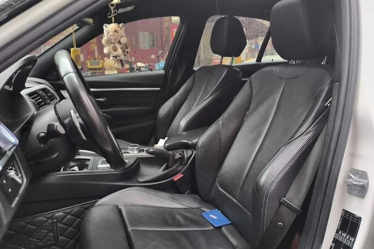 Used BMW 3 Series 2019 320i M Sport Night Edition Left Front Seat