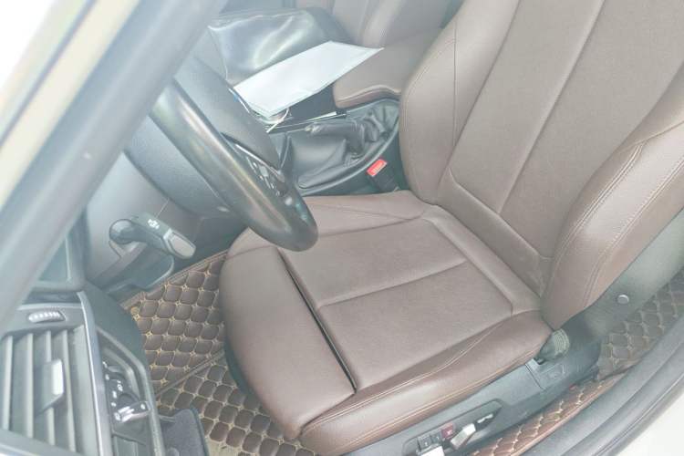 Used BMW 3 Series 2019 320Li Fashion Model Left Front Seat
