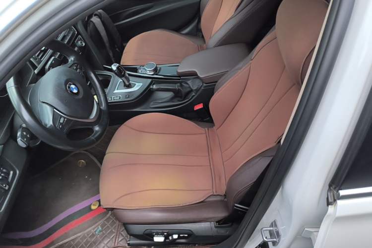 Used BMW 3 Series 2019 320Li Fashion Model Left Front Seat