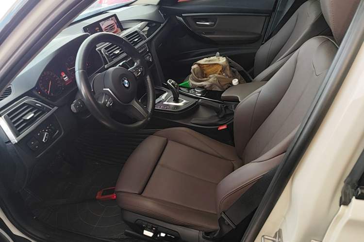 Used BMW 3 Series 2019 320Li M Sport Package Left Front Seat