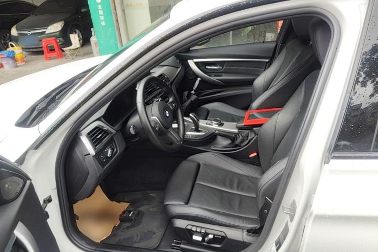 Used BMW 3 Series 2019 320i M Sport Night Edition Left Front Seat