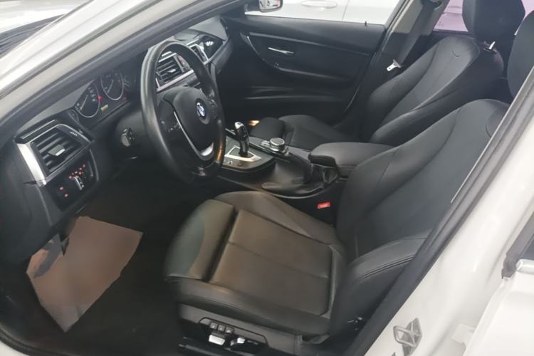 Used BMW 3 Series 2019 320Li Fashion Model Left Front Seat