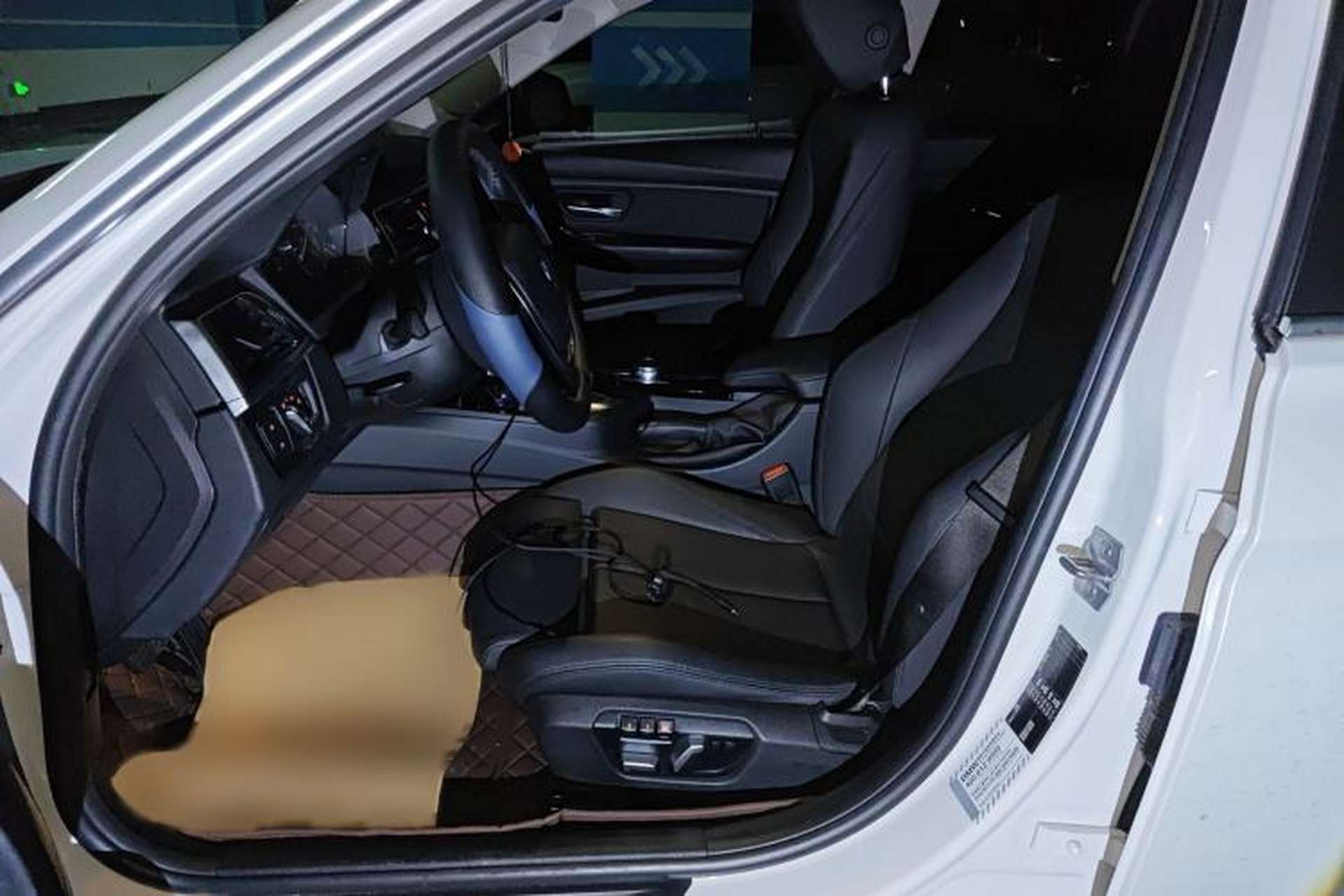 Used BMW 3 Series 2019 320Li Fashion Model Left Front Seat
