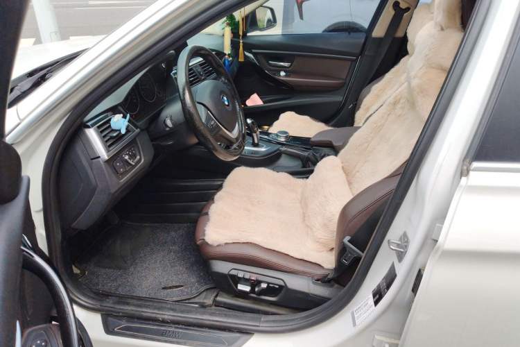 Used BMW 3 Series 2019 320Li Fashion Model Left Front Seat