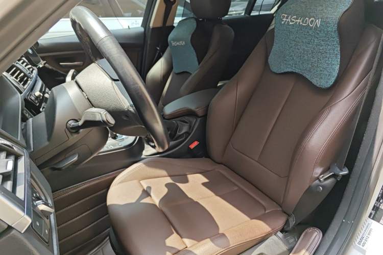 Used BMW 3 Series 2019 320Li Fashion Model Left Front Seat