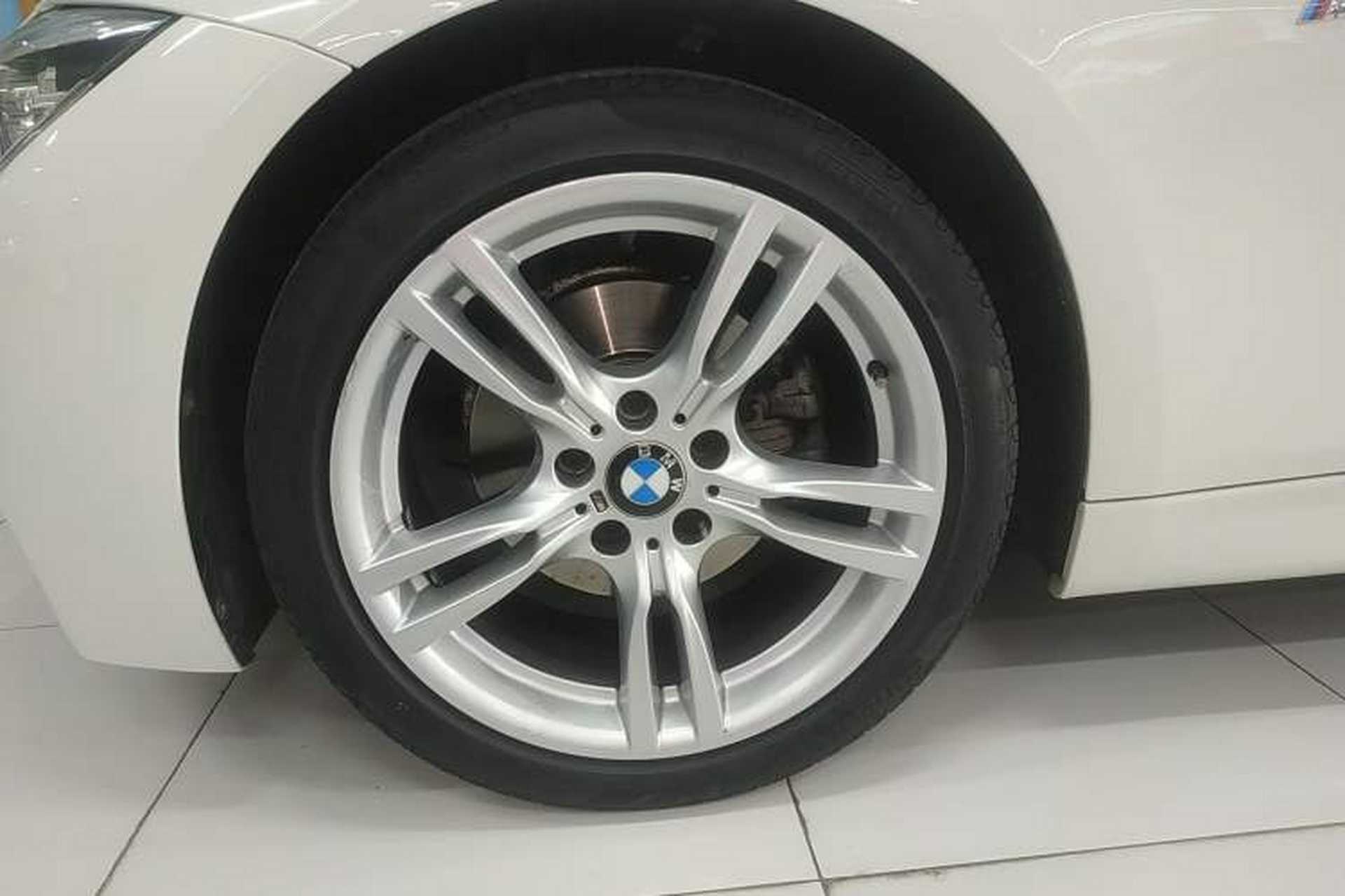 Used BMW 3 Series 2019 320i M Sport Package Left Front Wheel Hub